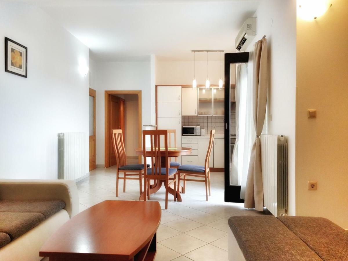 Apartment Skaline Malinska Eksteriør bilde