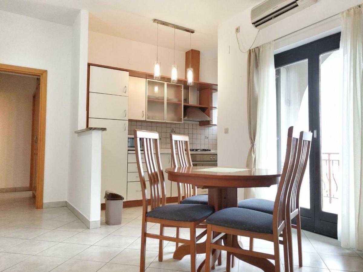 Apartment Skaline Malinska Eksteriør bilde