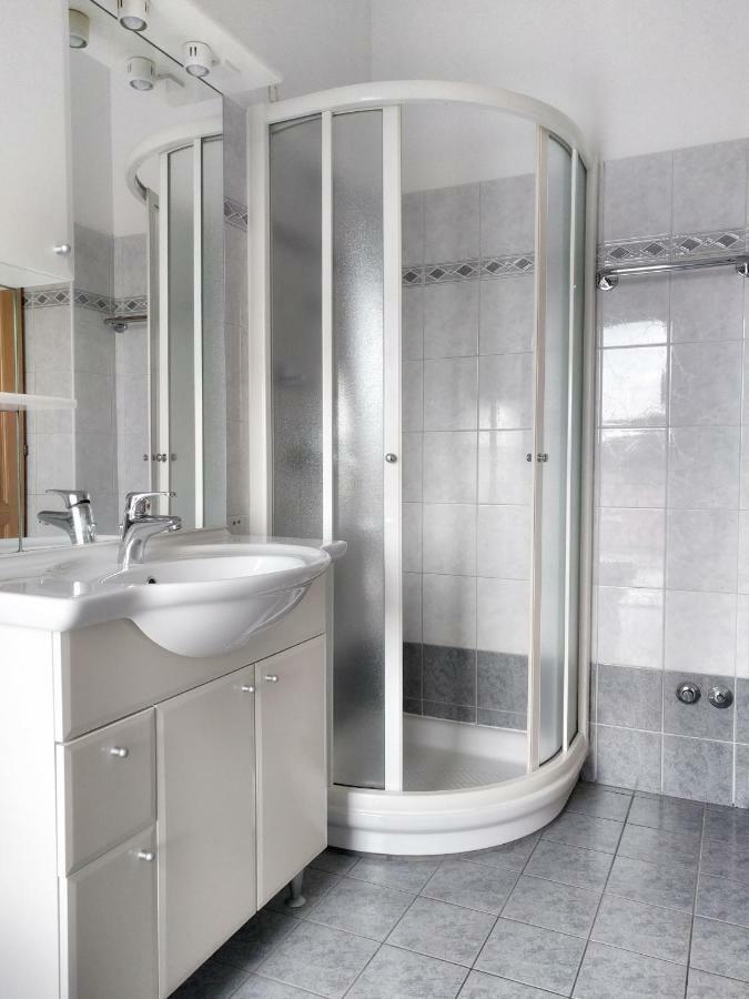 Apartment Skaline Malinska Eksteriør bilde